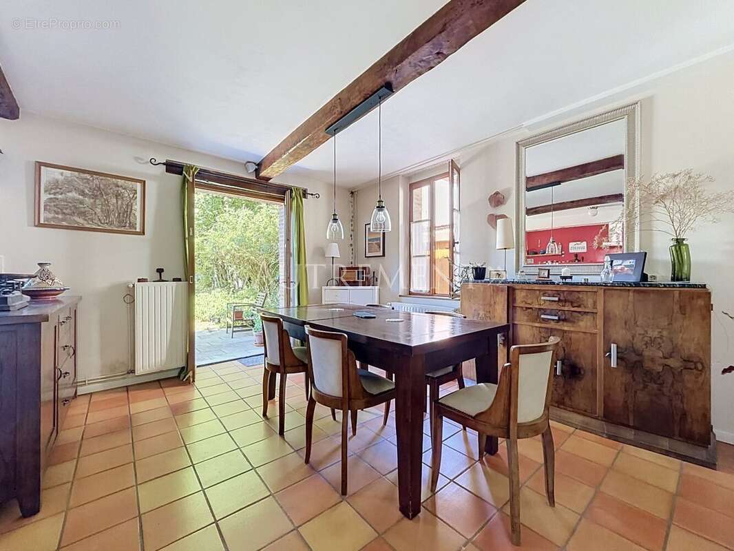 Maison à SAINT-SULPICE
