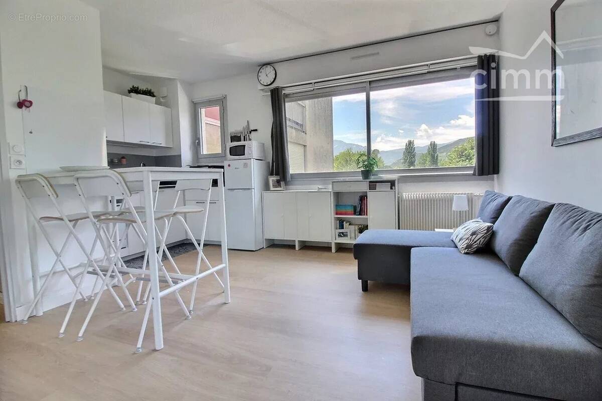 Appartement à MEYLAN