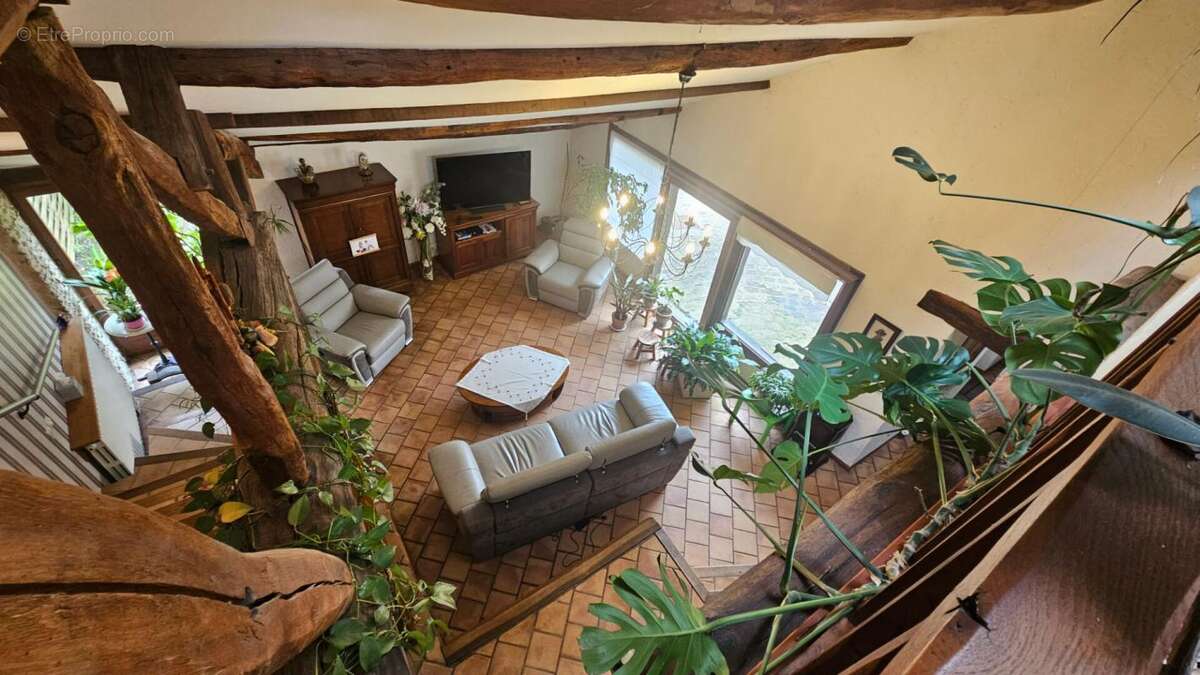 Maison à HOUDAN