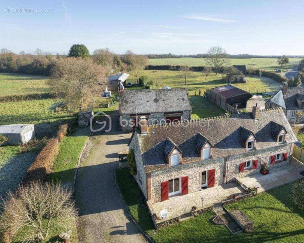 Maison à L&#039;AIGLE