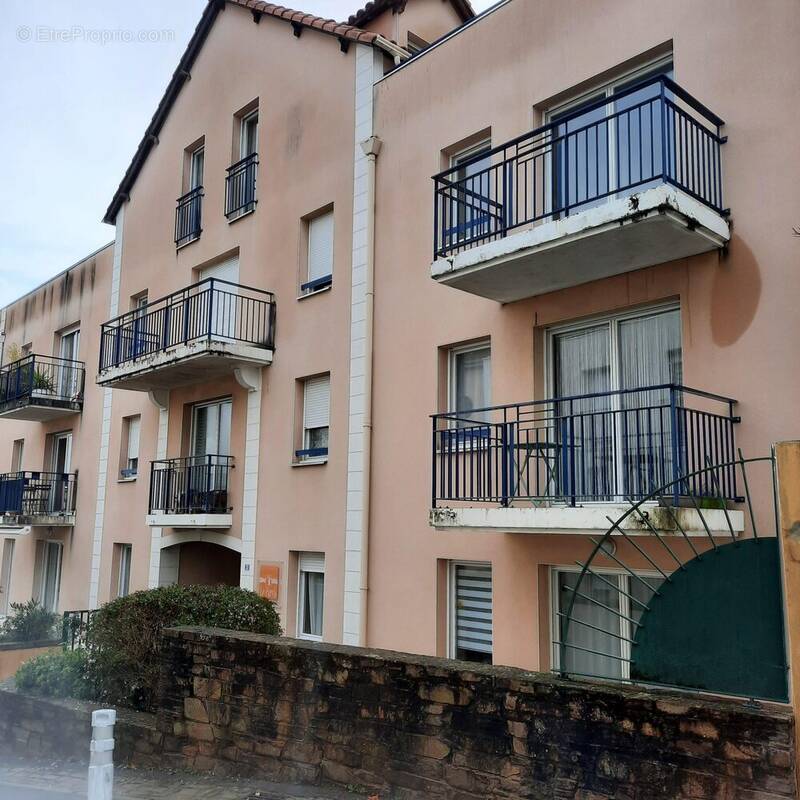 Appartement à INDRE