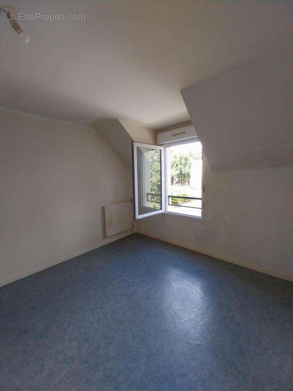 Beau t4 avec balcon - photo 8