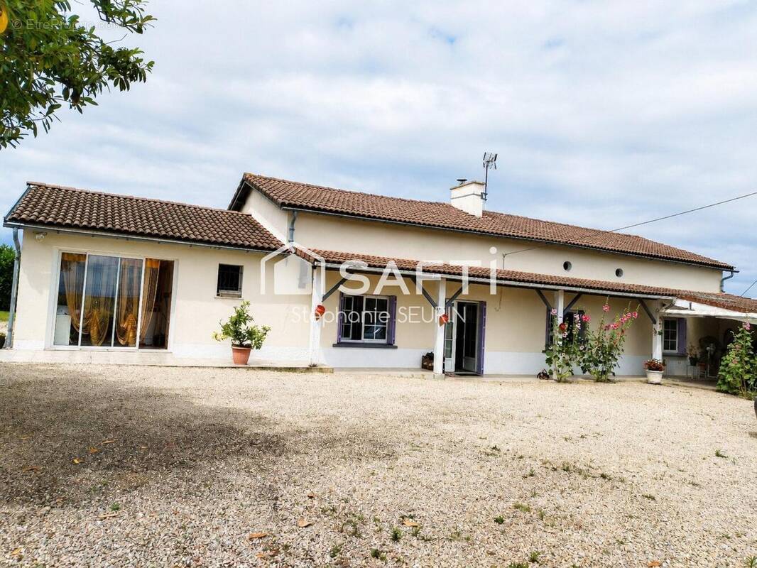 Photo 1 - Maison à NEUVICQ