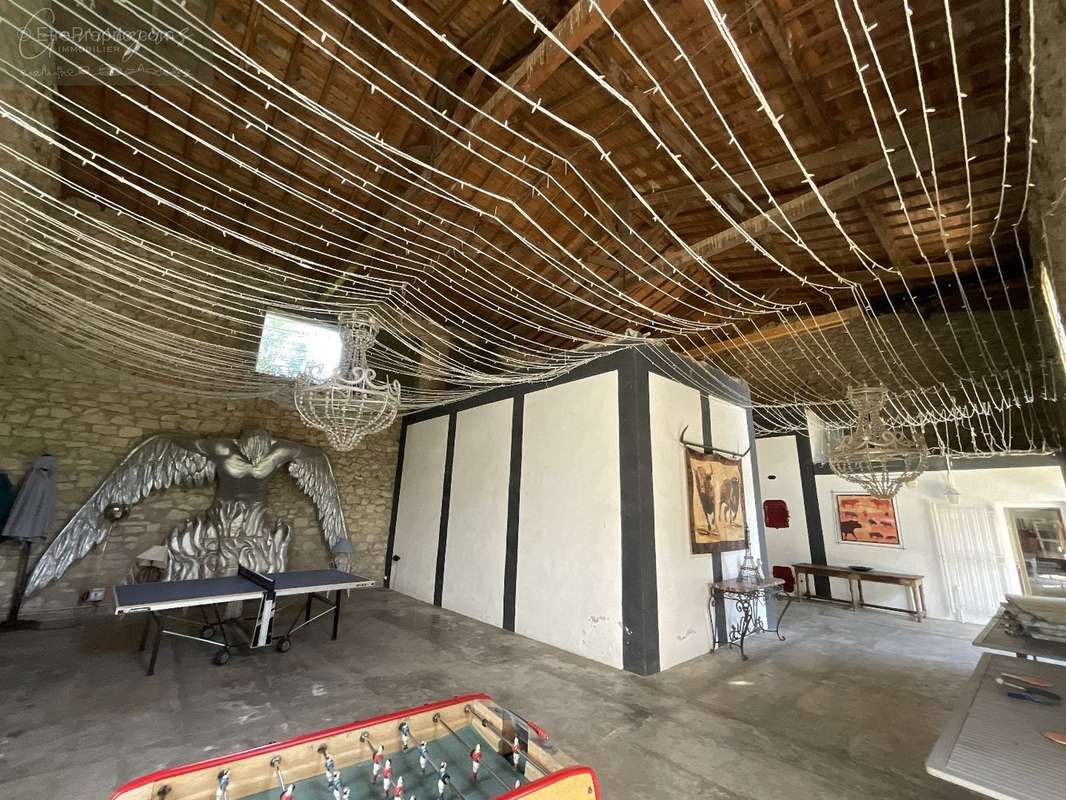 Maison à LE THOLONET