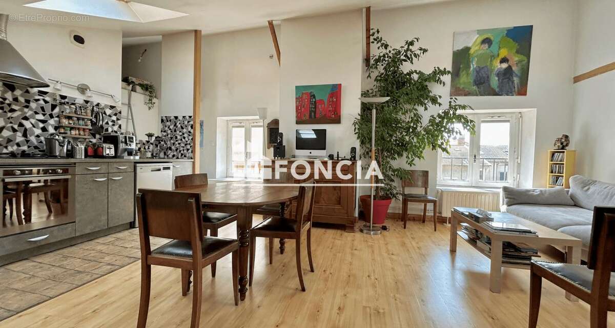 Appartement à LYON-4E