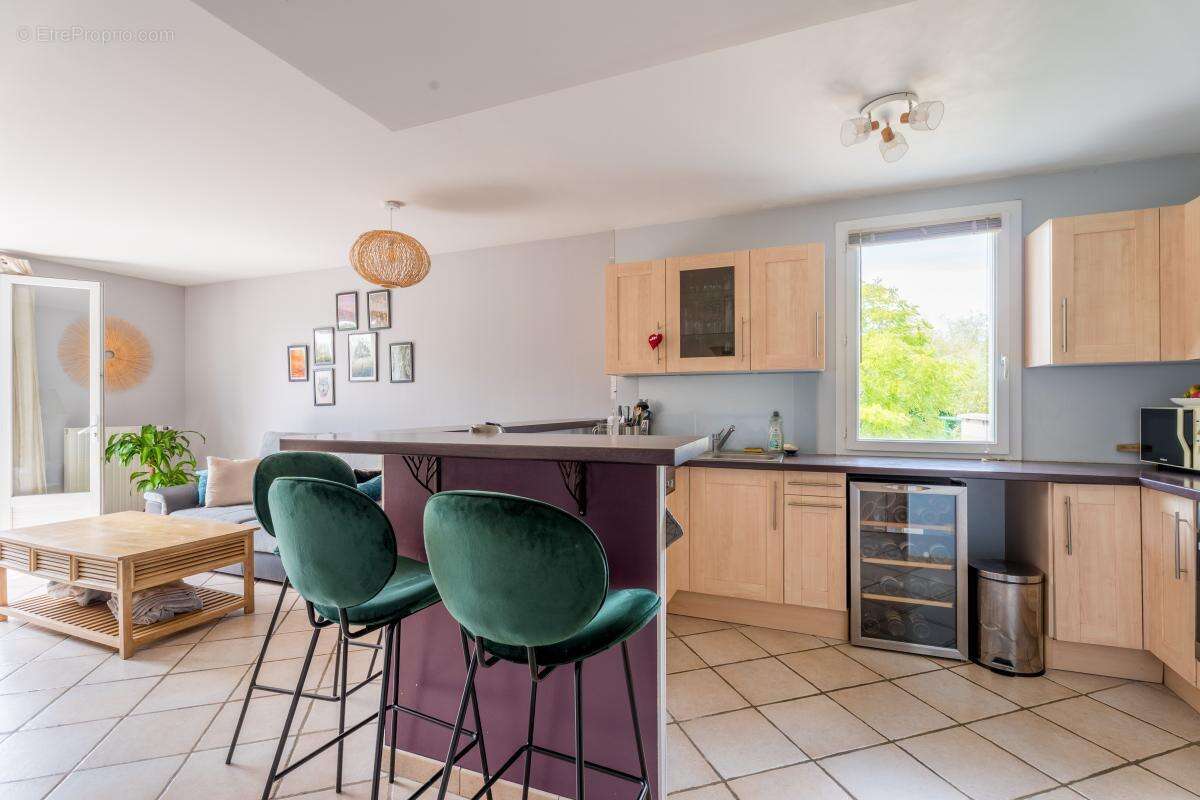 Appartement à FLEURIEUX-SUR-L'ARBRESLE