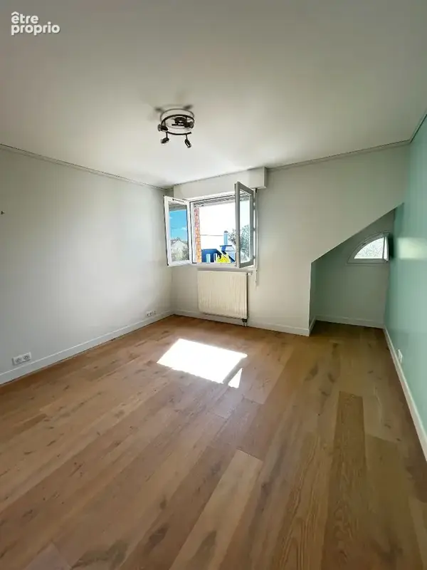 Maison Garches  6 pièce(s) 193 m2 - photo 14