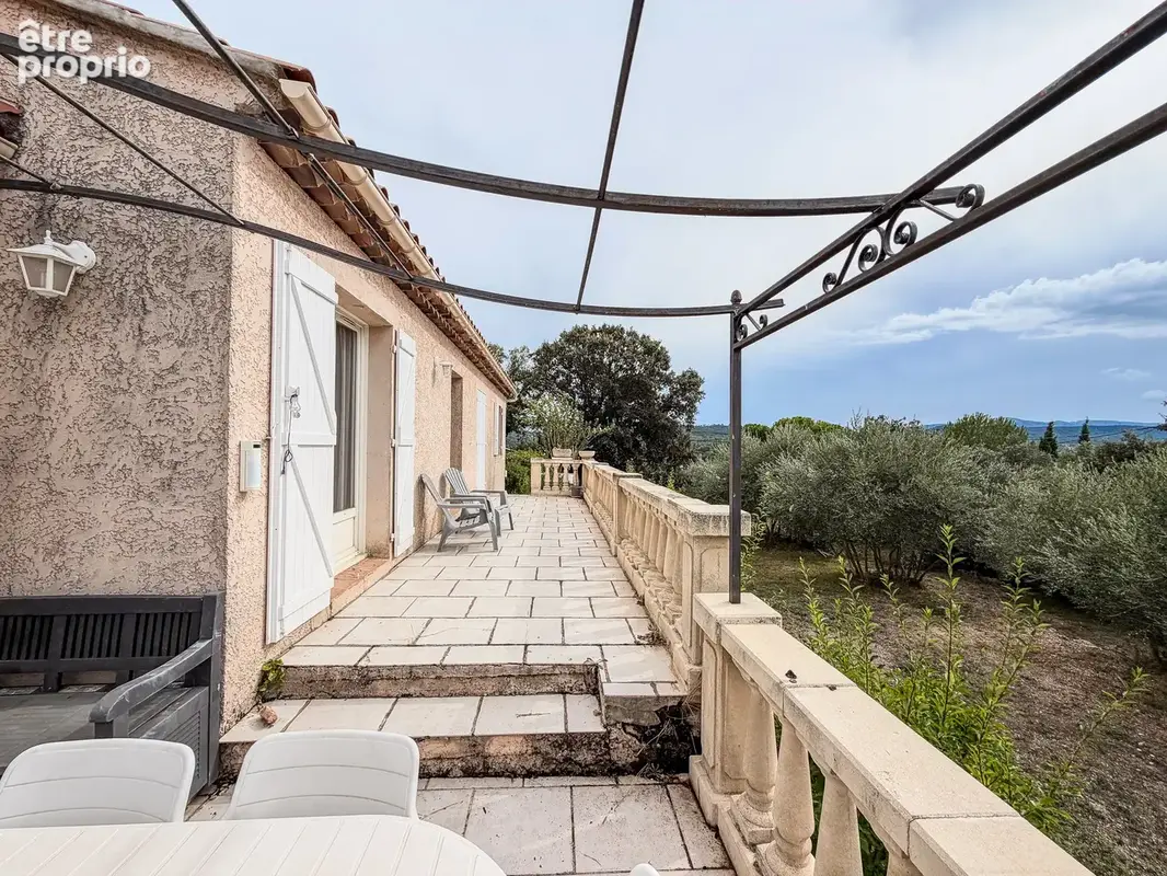 Villa de plain-pied avec vue dégagée et terrain piscinable à Rians - photo 4