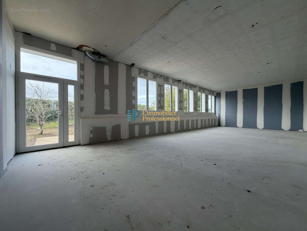 Commerce à LANESTER