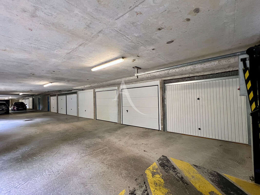 Appartement à BAILLY-ROMAINVILLIERS