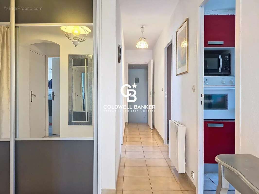 Maison à ROQUEBRUNE-SUR-ARGENS