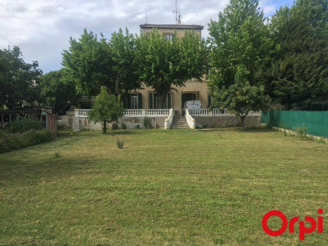 Appartement à MARSEILLE-11E