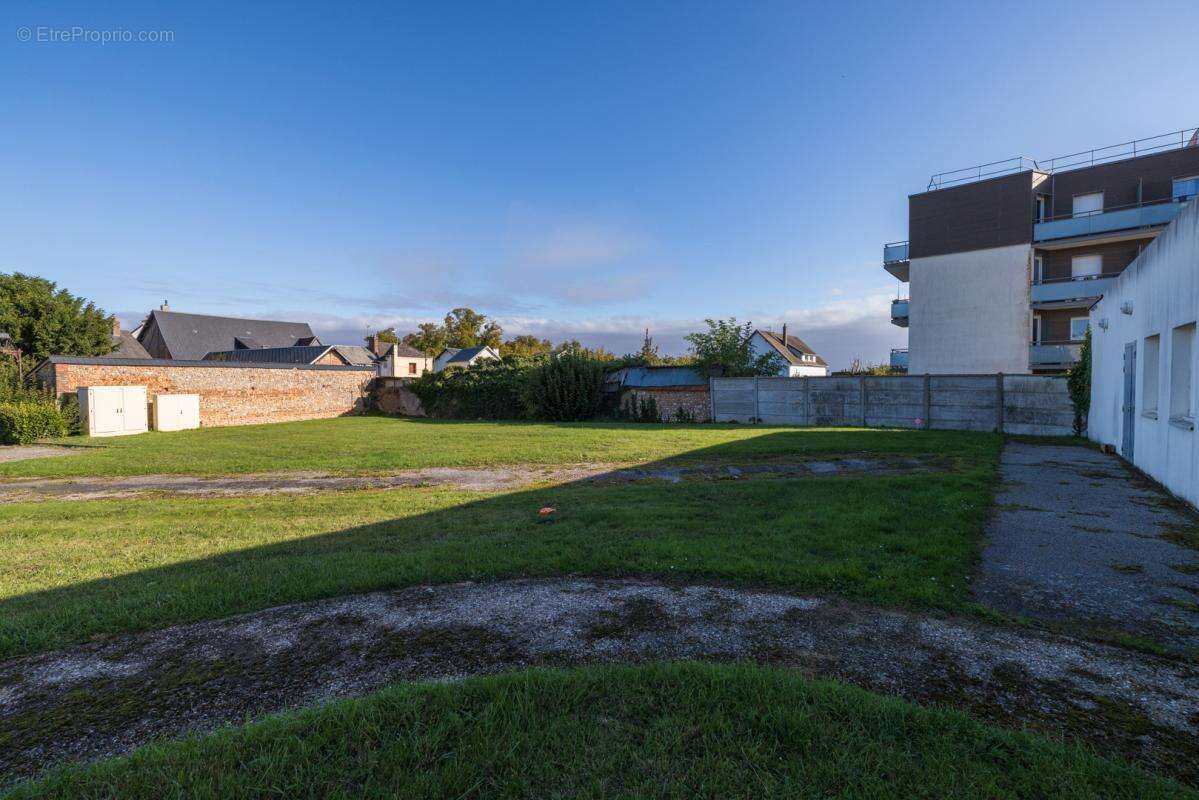 Terrain à CONCHES-EN-OUCHE