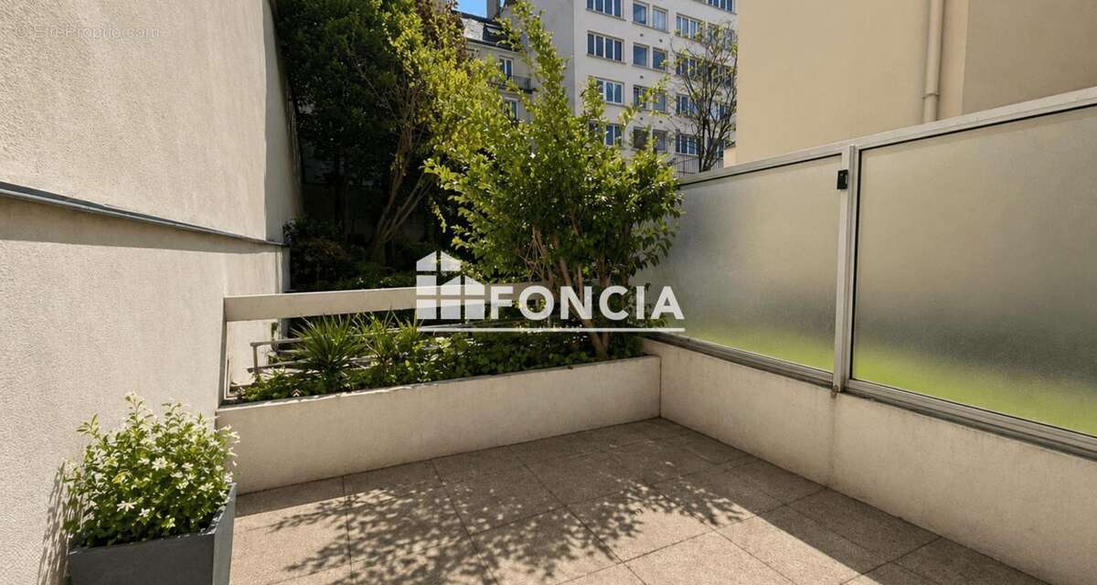 Appartement à PARIS-12E