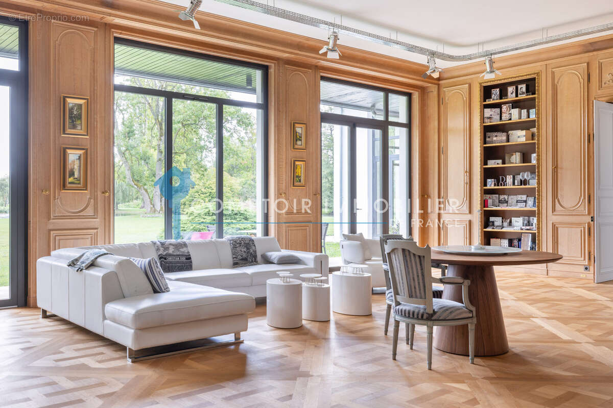 A vendre Dpt Eure (27) proche Pacy sur Eure magnifique Propriété de 1032 m2 habitables sur un parc de 13 ha - photo 4
