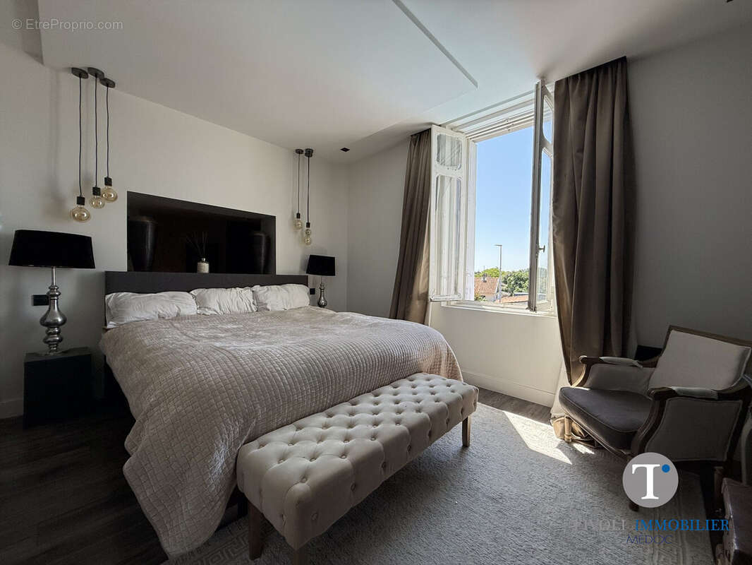 Maison à LE VERDON-SUR-MER