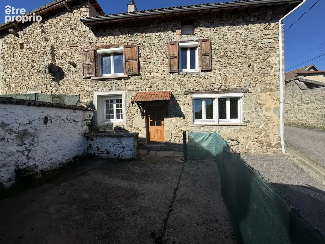 Maison à CELLES-SUR-DUROLLE