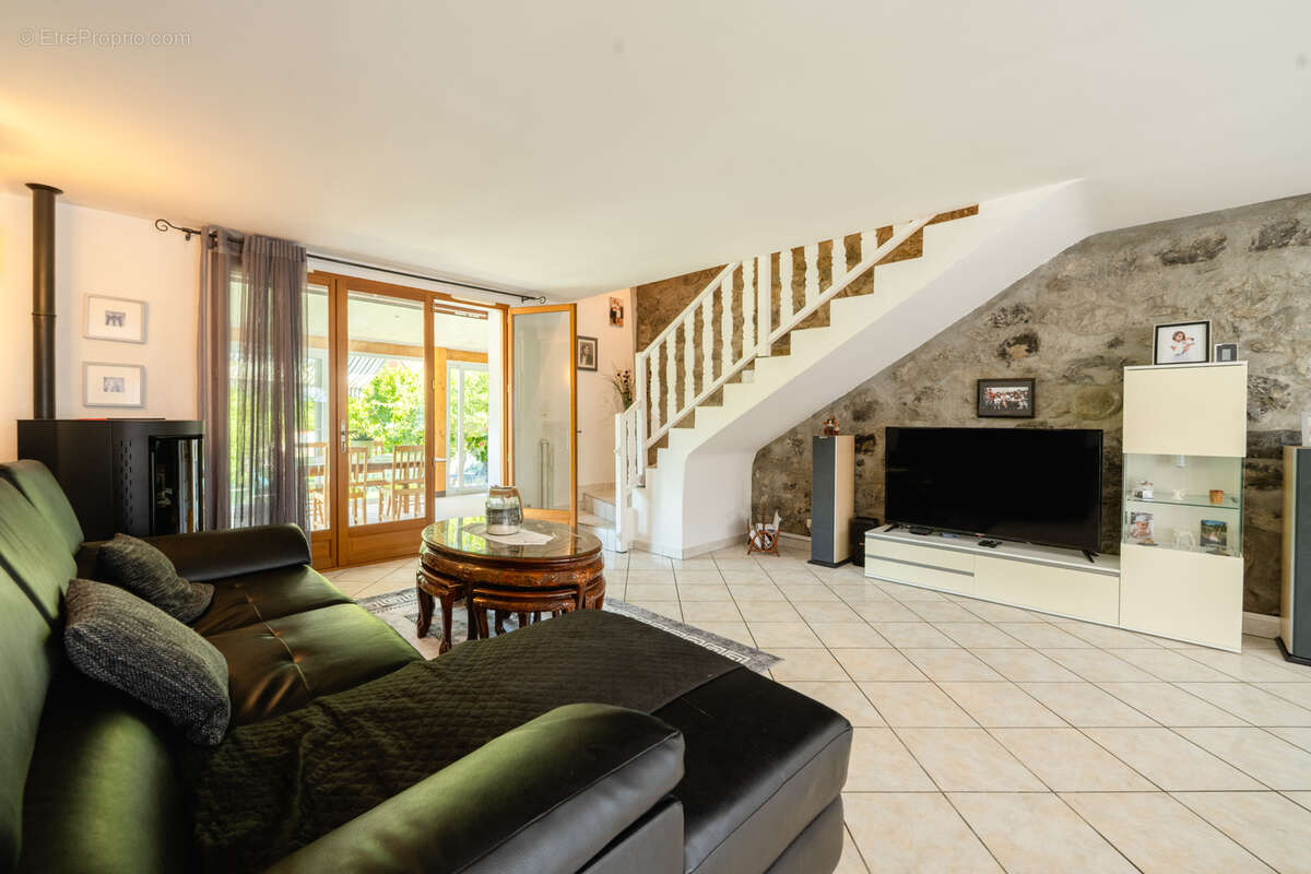 Maison à CHARVONNEX