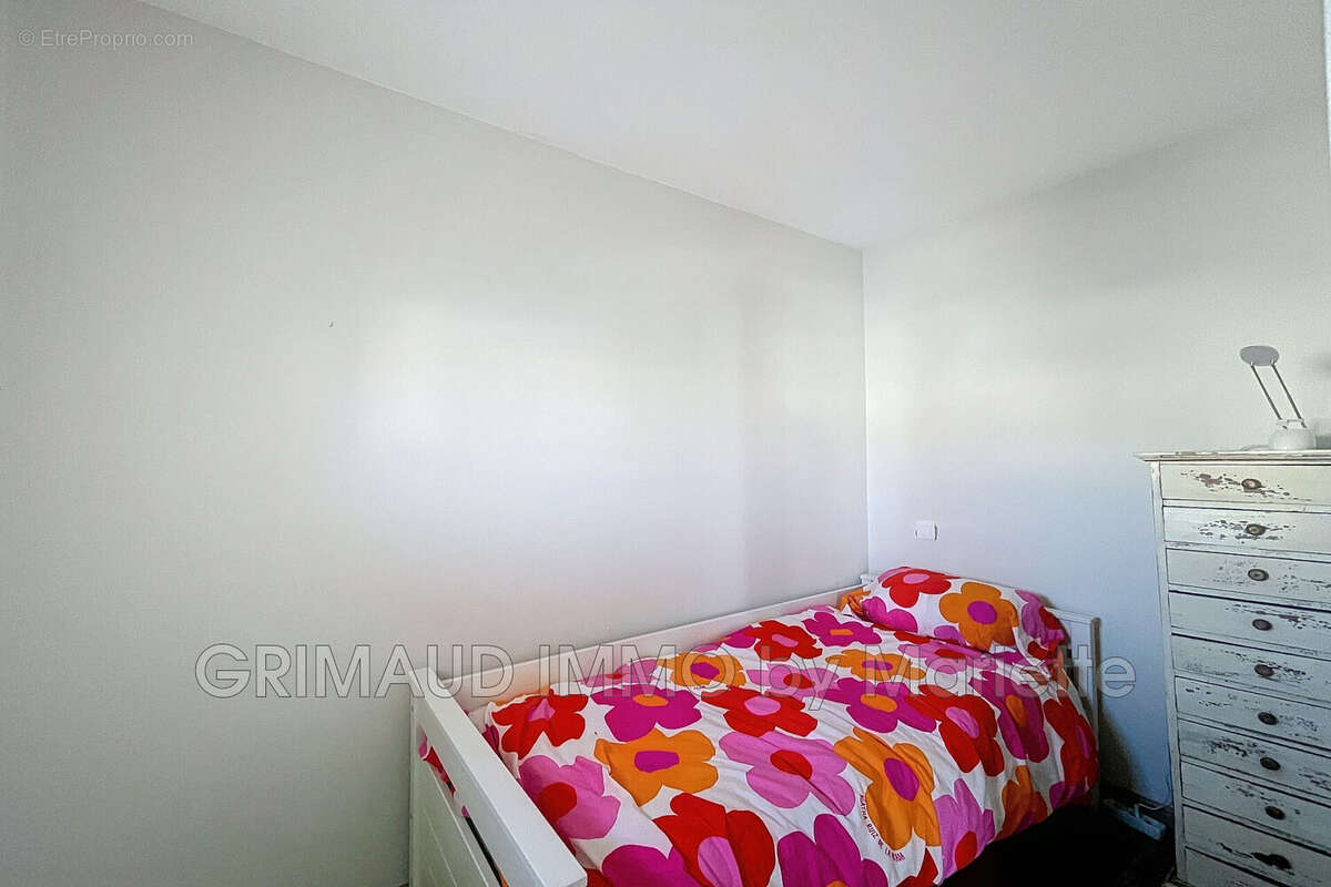 Appartement à GRIMAUD
