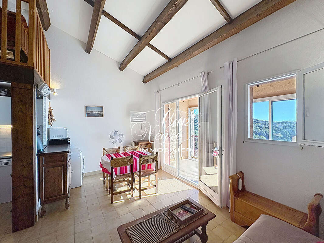 Appartement à LES ISSAMBRES