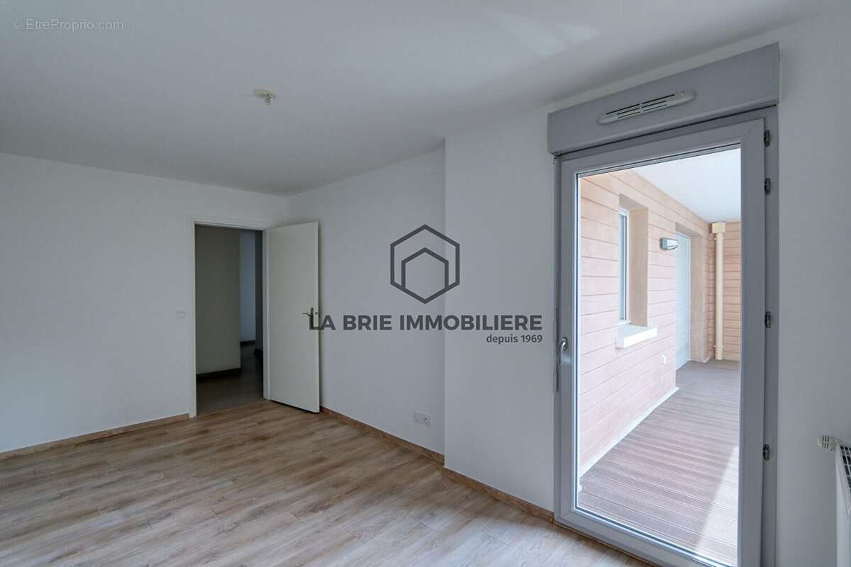Appartement 82 m² à Juvisy-Sur-Orge  - photo 8