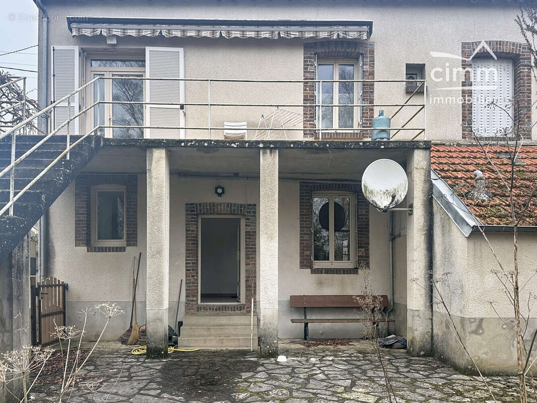 Appartement à AMILLY