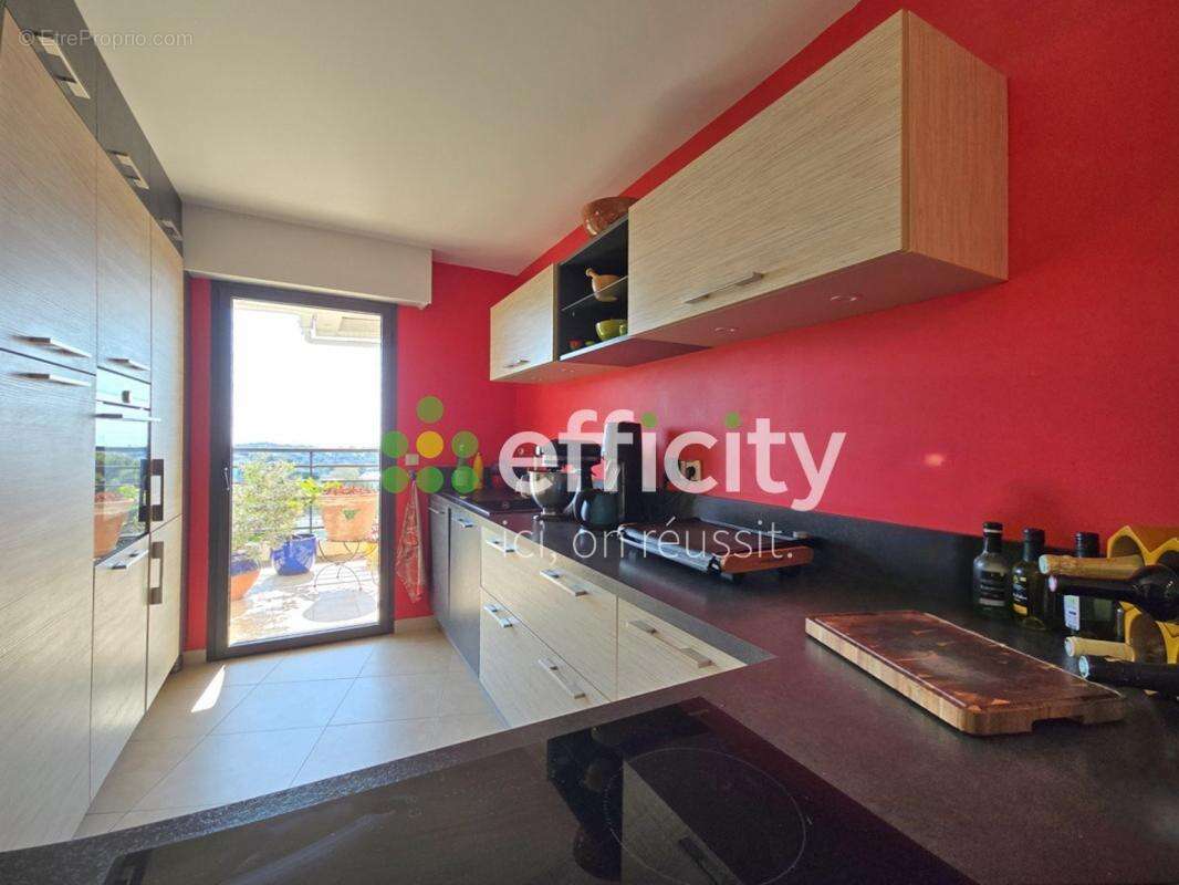 Appartement à SAINT-RAPHAEL