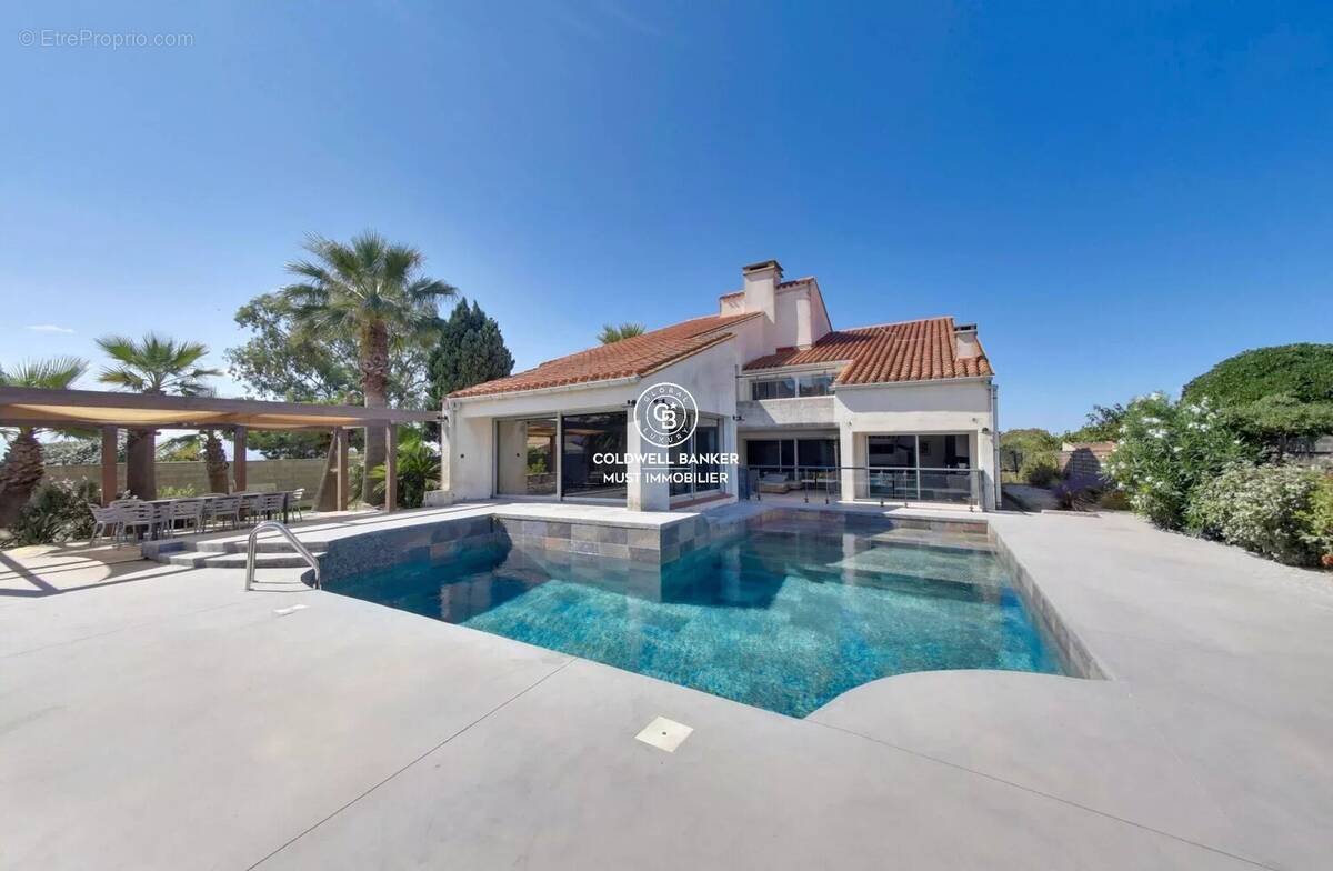 Maison à CANET-EN-ROUSSILLON