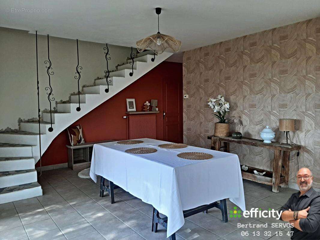 Maison à SALT-EN-DONZY