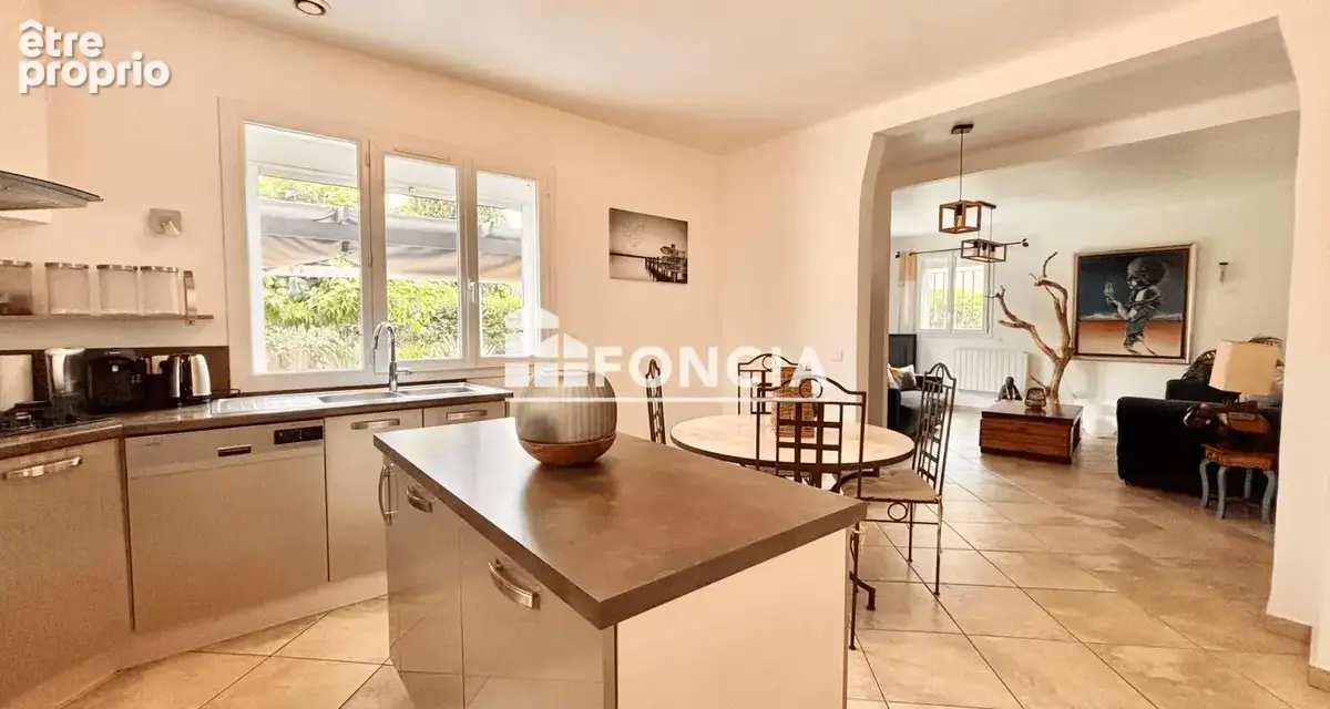 Villa T4 plain-pied sur 500m2 paysagés - photo 4