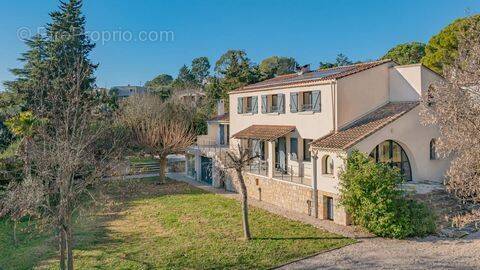 Maison à MOUGINS