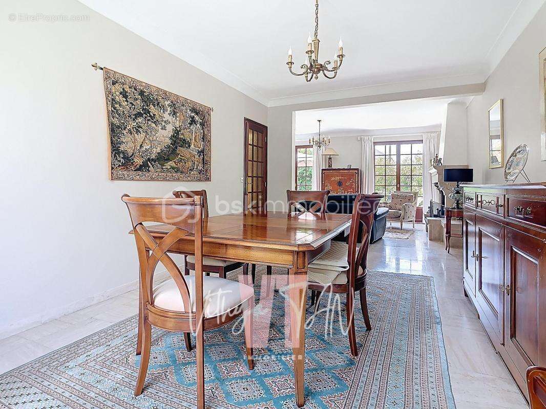 Maison à PONTAULT-COMBAULT