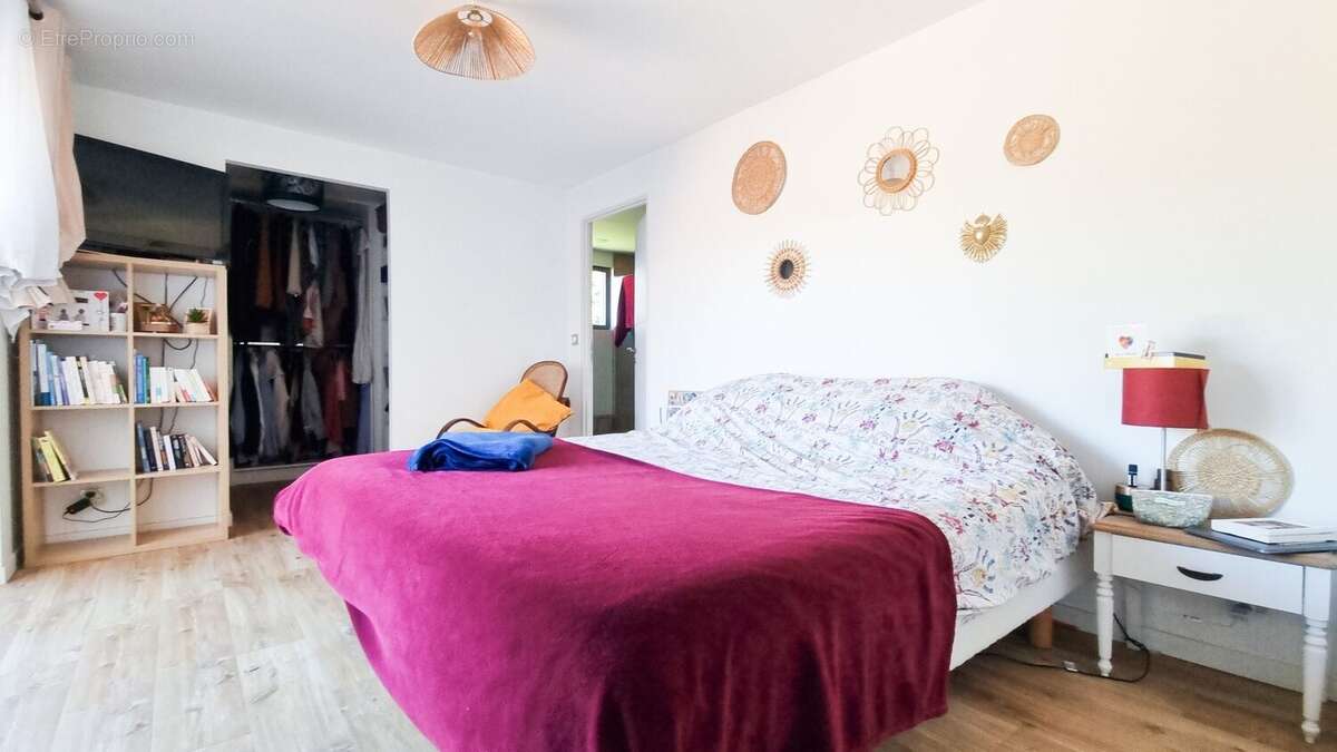 Maison à FLEUREY-SUR-OUCHE