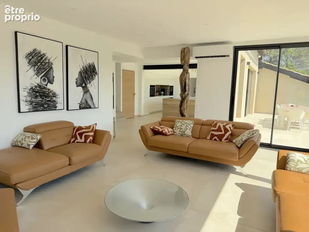 Une villa d'exception entre nature et lumière - photo 12