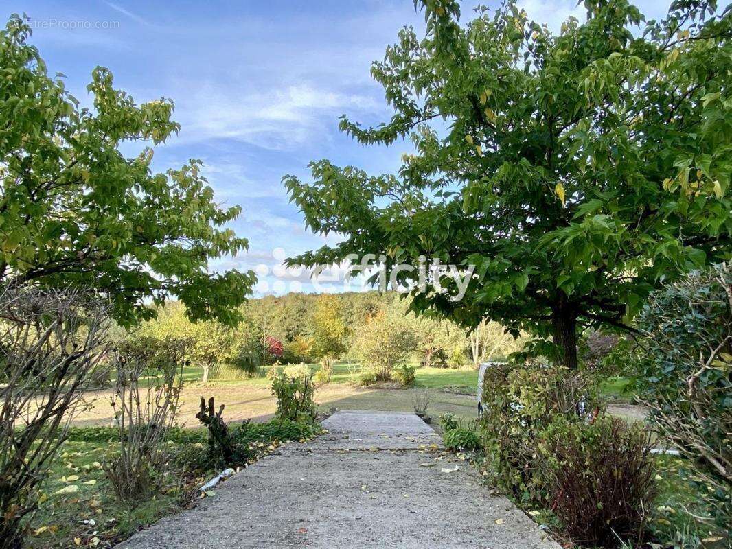 Appartement à PERNAY