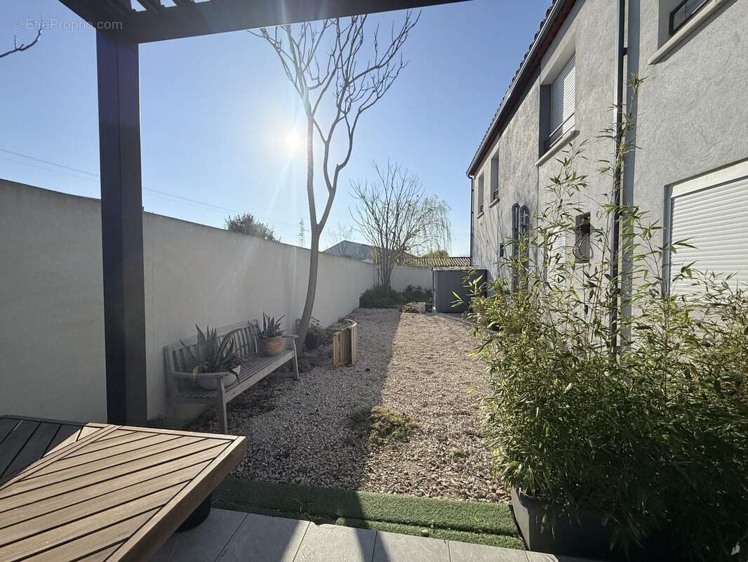 Appartement 57 m² à Istres  - photo 5