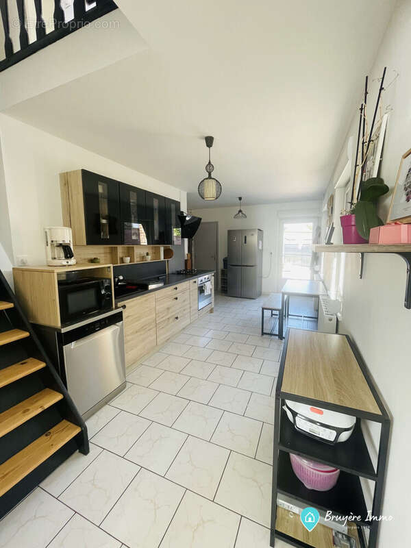 Maison 86 m² à La Flamengrie  - photo 3