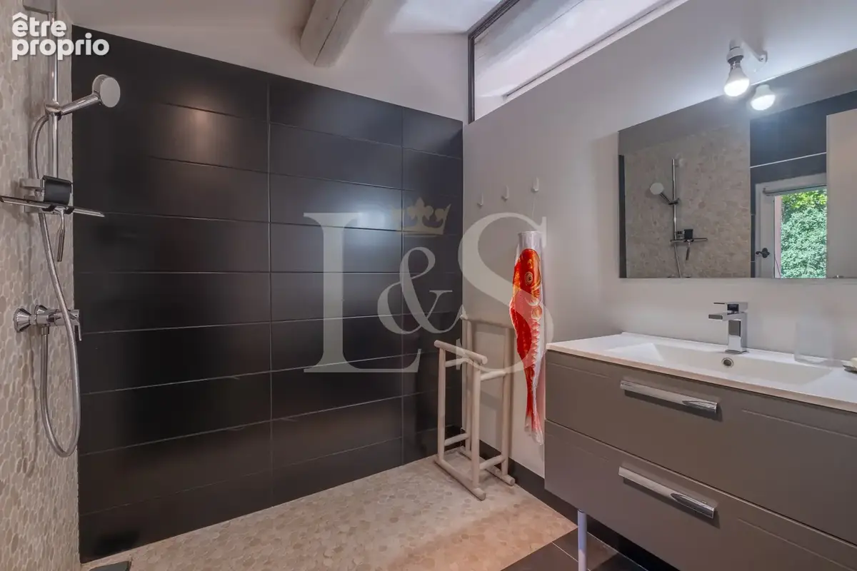 Mas contemporain au calme absolu - photo 21