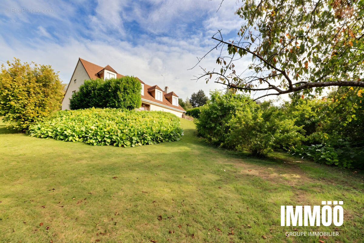 Maison à SAINT-MARTIN-DE-BOSCHERVILLE