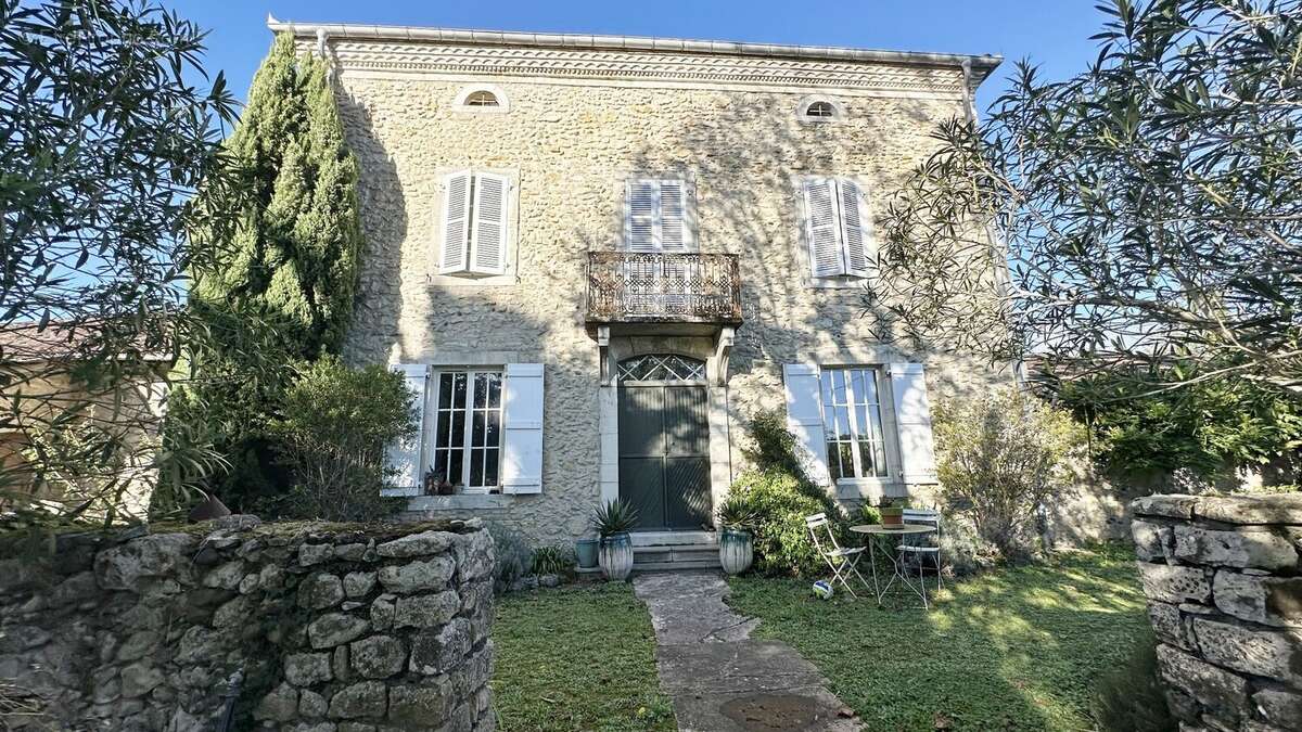 Maison à PEYREHORADE