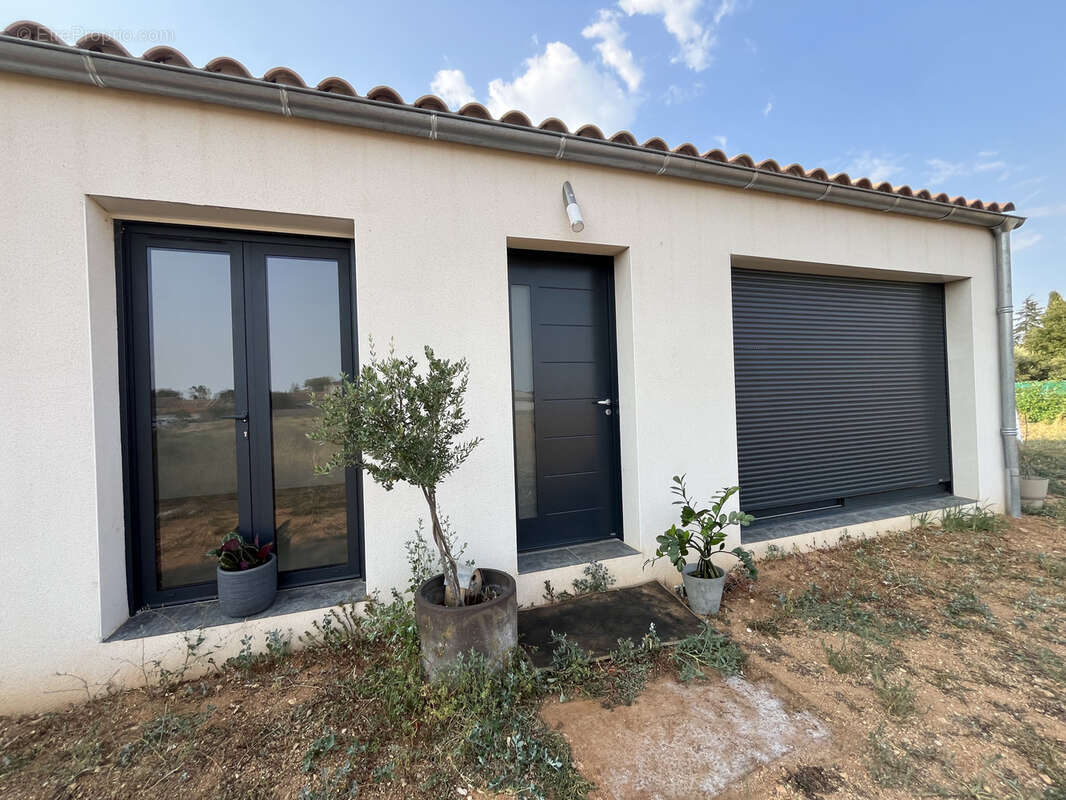Maison de Plain-Pied, Contemporaine T4 avec Garage - photo 4