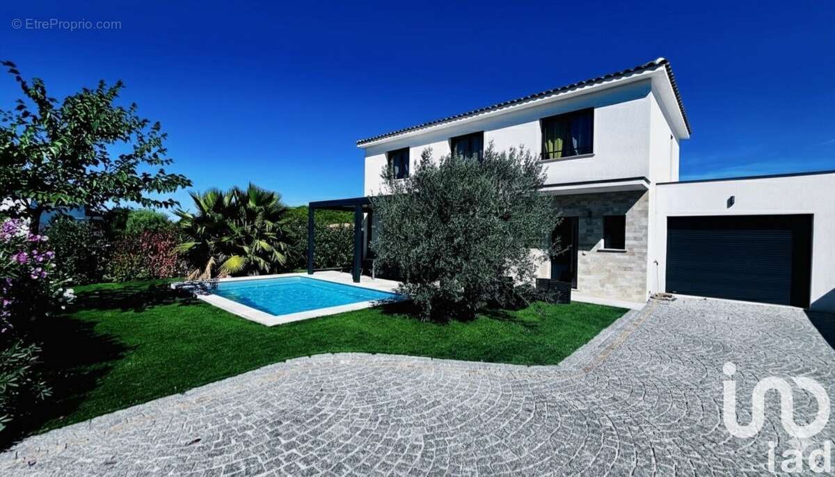 Photo 2 - Maison à PUGET-SUR-ARGENS