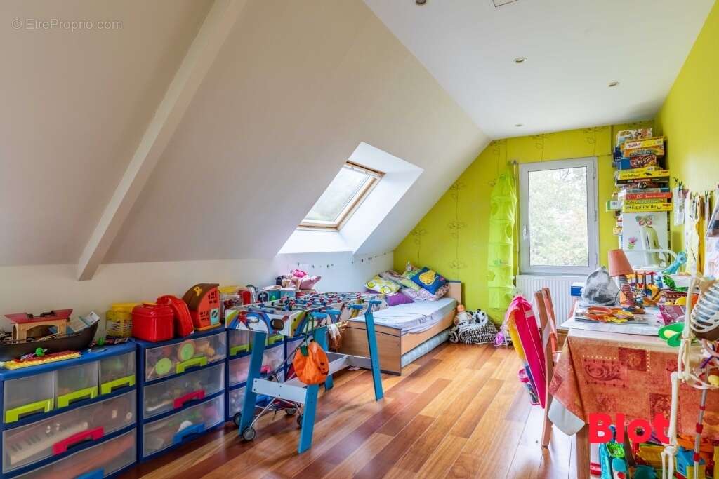 Maison à VEZIN-LE-COQUET