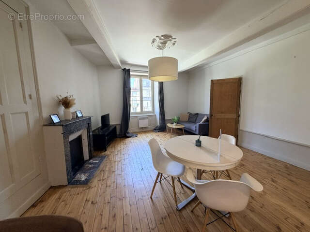 Clermont Ferrand ballainvilliers, T2 bis de 56.23,m2 , loué en airbnb, rapport de 10% actuel, vendu vide de lo - photo 3