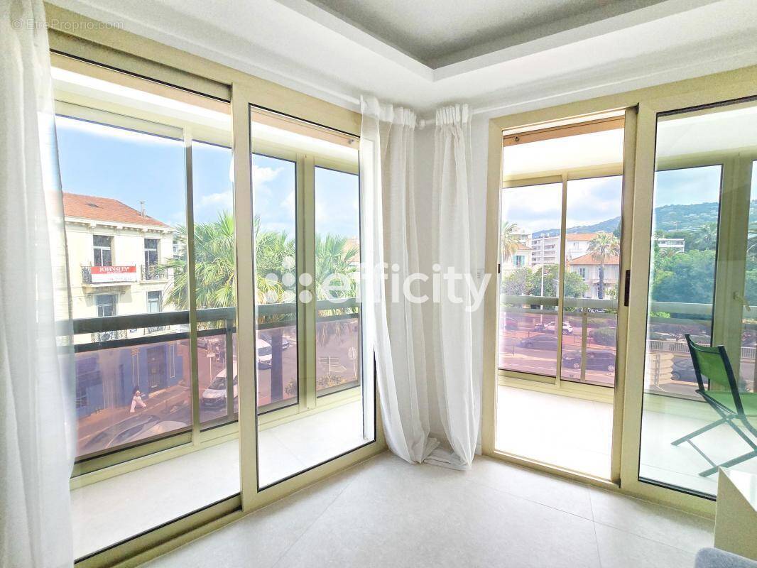 Appartement à CANNES