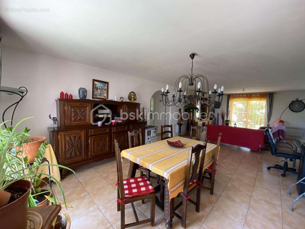 Maison à PAILHES