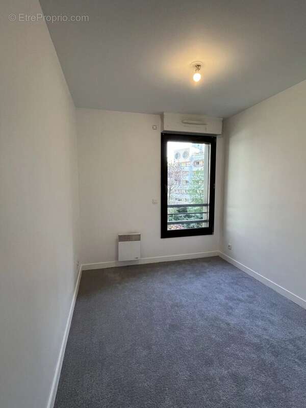 Appartement à PARIS-19E