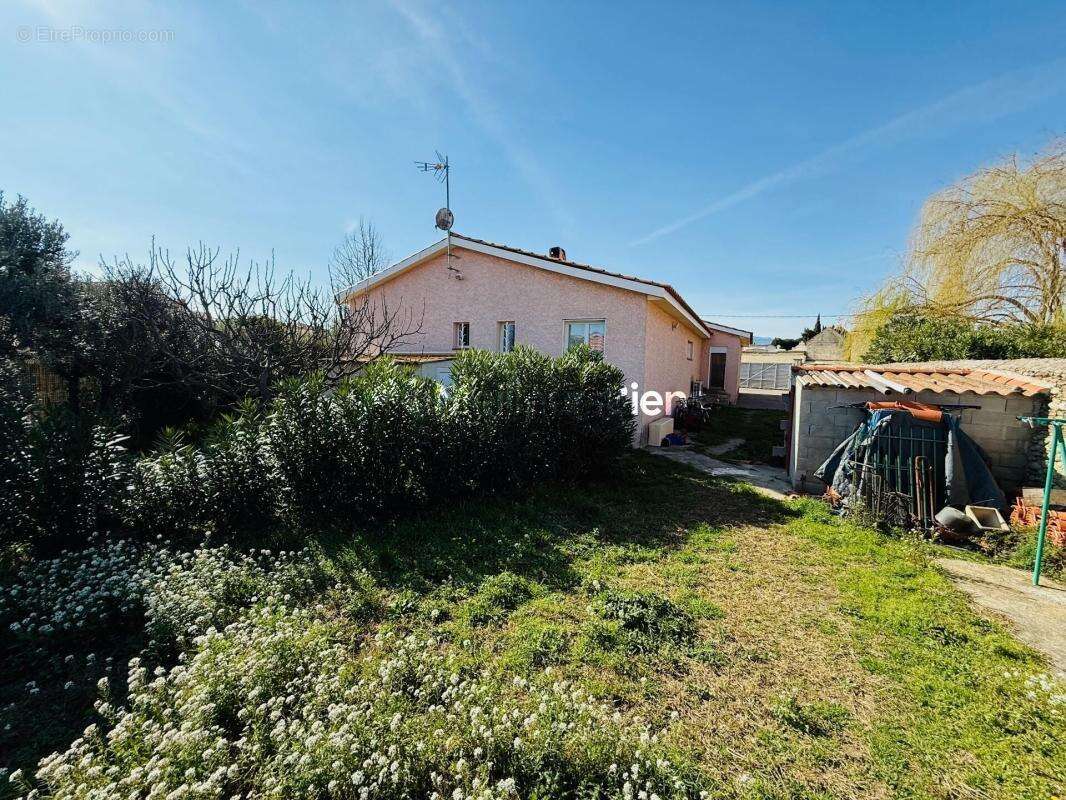 Maison à MILLAS