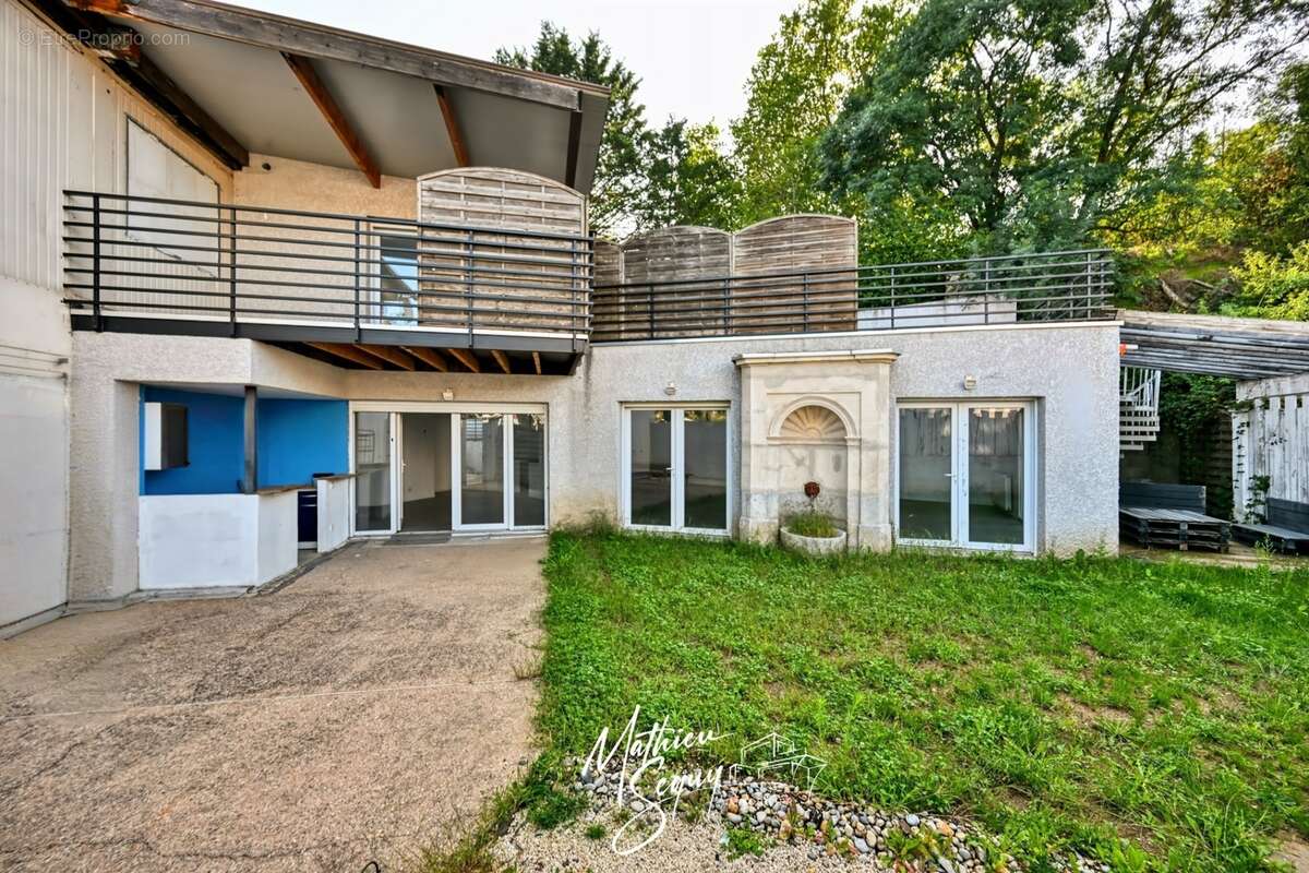 Ensemble immobilier pro/perso à St Genis Laval - photo 28