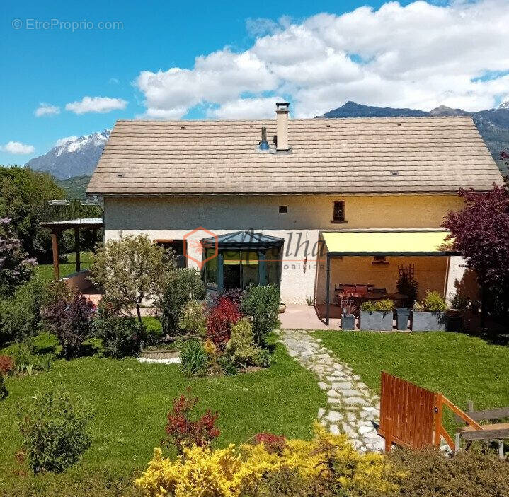 Maison à FOREST-SAINT-JULIEN